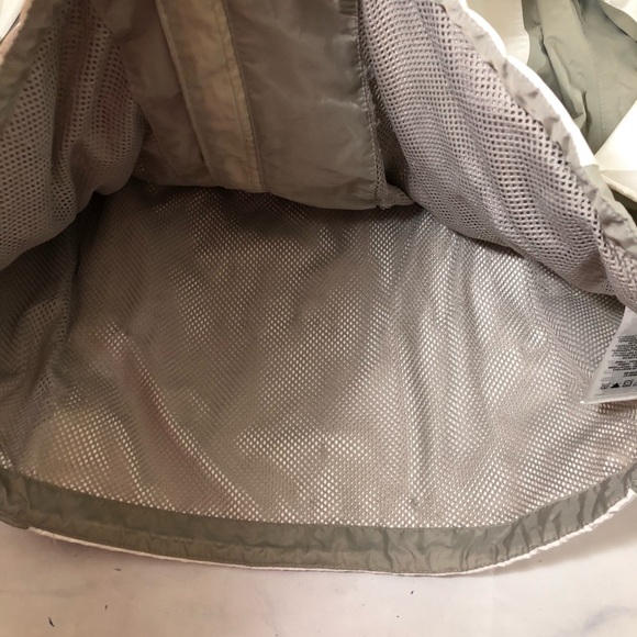 Columbia White and Grey Windbreaker Shell Jacket - Picture 5 of 8